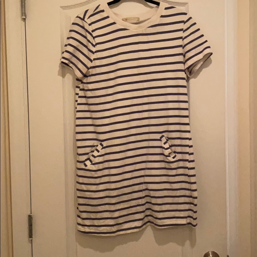 Comfy t-shirt dress with pockets